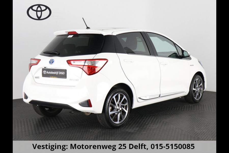 Toyota Yaris 1.5 HYBRID EXCUTIVE LIMITED GARANTIE 9-2028 PANODAK.NAVI.LEDER.ETC ETC