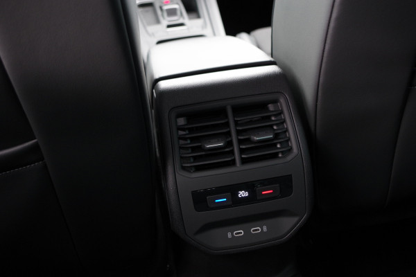 CUPRA Leon Sportstourer 1.4 e-Hybrid 245 PK VZ Adrenaline, Adap. Cruise Control, Sfeerverlichting, Carplay, IClimate