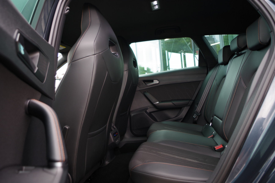 CUPRA Leon Sportstourer 1.4 e-Hybrid 245 PK VZ Adrenaline, Adap. Cruise Control, Sfeerverlichting, Carplay, IClimate