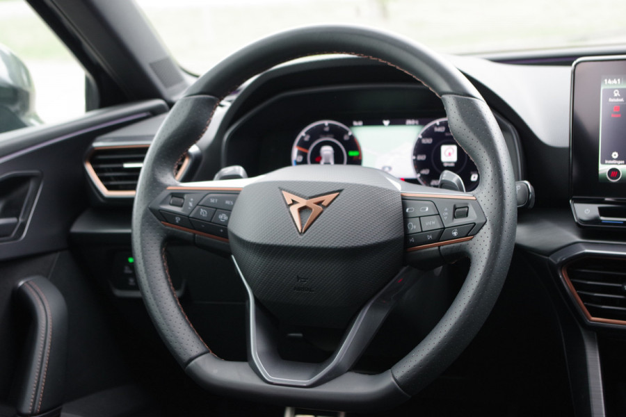 CUPRA Leon Sportstourer 1.4 e-Hybrid 245 PK VZ Adrenaline, Adap. Cruise Control, Sfeerverlichting, Carplay, IClimate