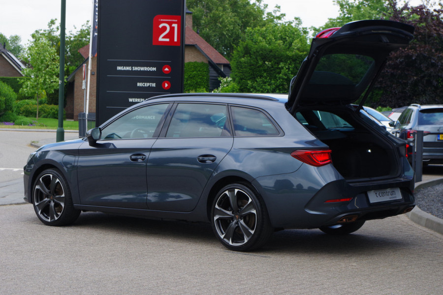 CUPRA Leon Sportstourer 1.4 e-Hybrid 245 PK VZ Adrenaline, Adap. Cruise Control, Sfeerverlichting, Carplay, IClimate
