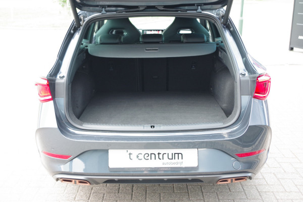 CUPRA Leon Sportstourer 1.4 e-Hybrid 245 PK VZ Adrenaline, Adap. Cruise Control, Sfeerverlichting, Carplay, IClimate