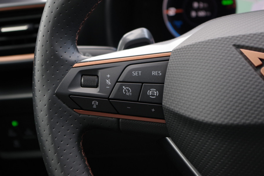 CUPRA Leon Sportstourer 1.4 e-Hybrid 245 PK VZ Adrenaline, Adap. Cruise Control, Sfeerverlichting, Carplay, IClimate
