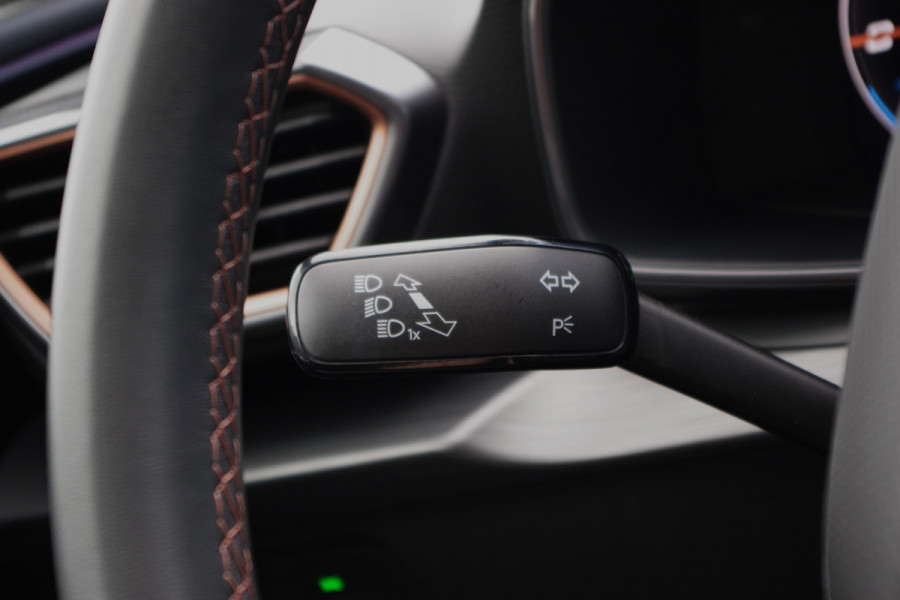 CUPRA Leon Sportstourer 1.4 e-Hybrid 245 PK VZ Adrenaline, Adap. Cruise Control, Sfeerverlichting, Carplay, IClimate
