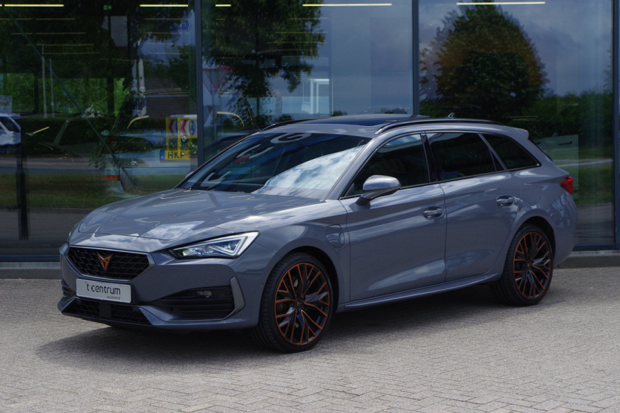 CUPRA Leon Sportstourer 1.4 e-Hybrid VZ Copper Edition, Panoramadak, Adap. Cruise Control, Camera, IClimate