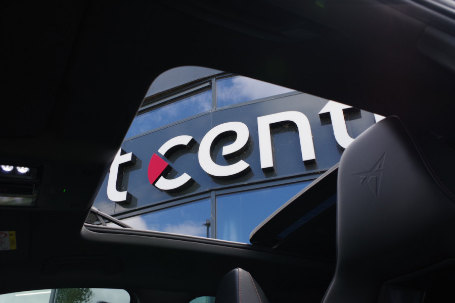CUPRA Leon Sportstourer 1.4 e-Hybrid VZ Copper Edition, Panoramadak, Adap. Cruise Control, Camera, IClimate