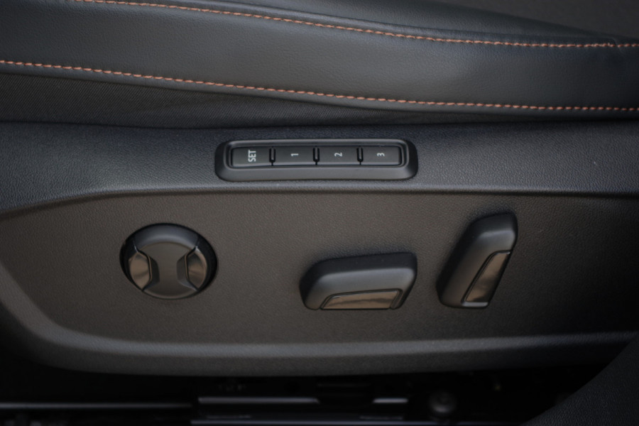 CUPRA Leon Sportstourer 1.4 e-Hybrid VZ Copper Edition, Panoramadak, Adap. Cruise Control, Camera, IClimate