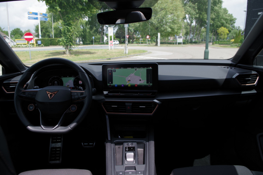 CUPRA Leon Sportstourer 1.4 e-Hybrid VZ Copper Edition, Panoramadak, Adap. Cruise Control, Camera, IClimate