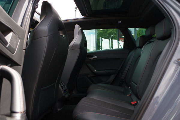 CUPRA Leon Sportstourer 1.4 e-Hybrid VZ Copper Edition, Panoramadak, Adap. Cruise Control, Camera, IClimate