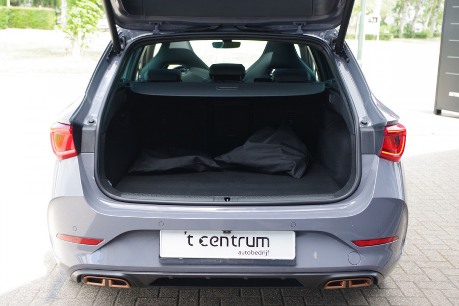 CUPRA Leon Sportstourer 1.4 e-Hybrid VZ Copper Edition, Panoramadak, Adap. Cruise Control, Camera, IClimate