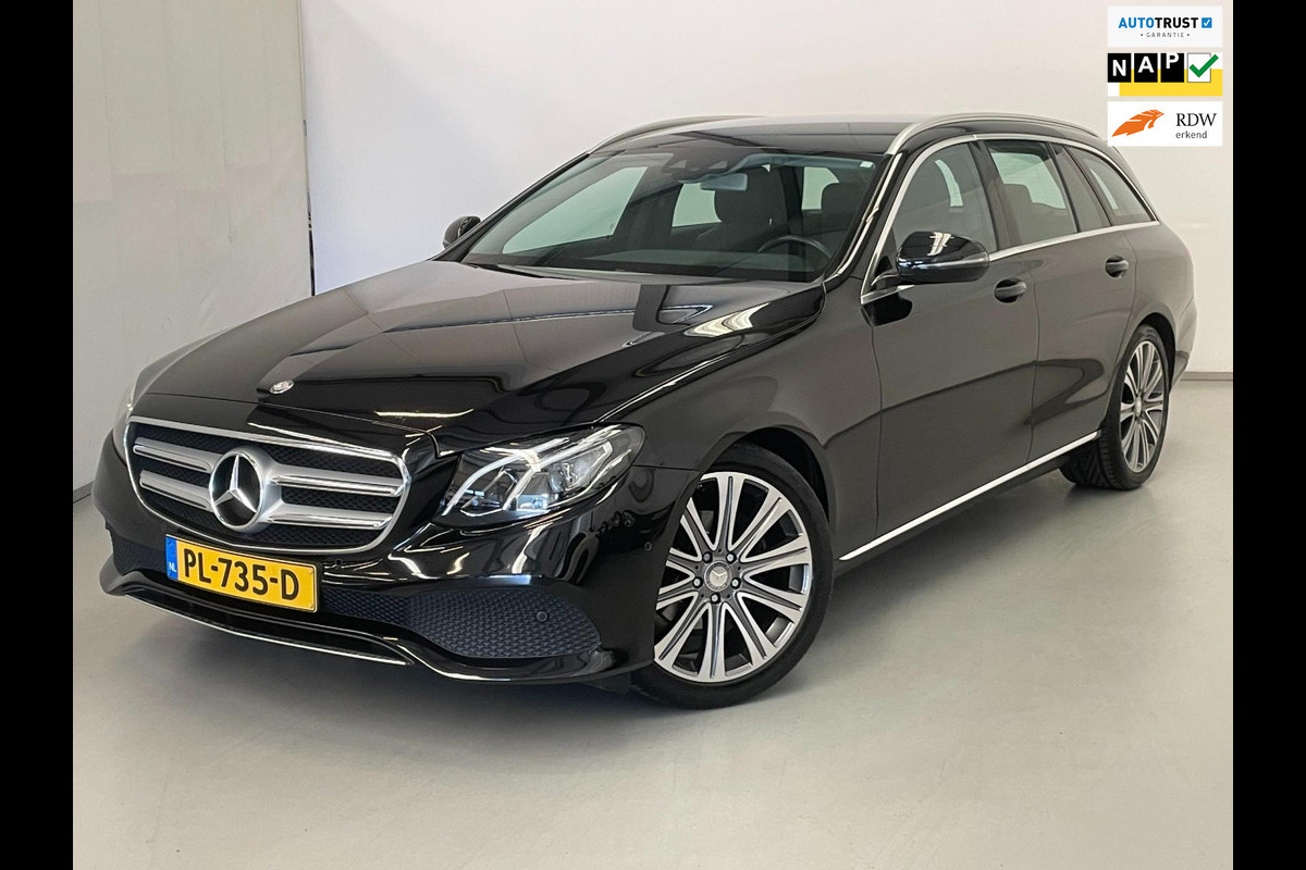 Mercedes-Benz E-Klasse Estate 200 / NL-auto / Widescreen / Sfeerverlichting Mercedes-Benz E-Klasse Estate 200 / NL-auto / Widescreen / Sfeerverlichting