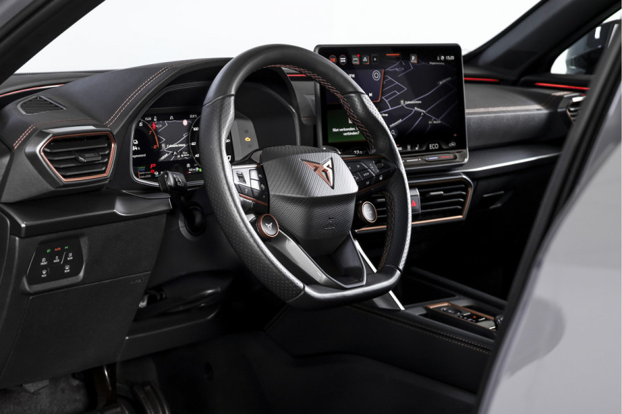 CUPRA Formentor 272 PK e-Hybrid VZ Performance (Nieuw model)  - Automaat | Dig. Cockpit | Adapt. Cruise | Stoel-+Stuurverw. | Elek. stoel met geheugen | PDC | Camera | NAV + App. Connect | ECC | LM 19" Sandstorm Copper |