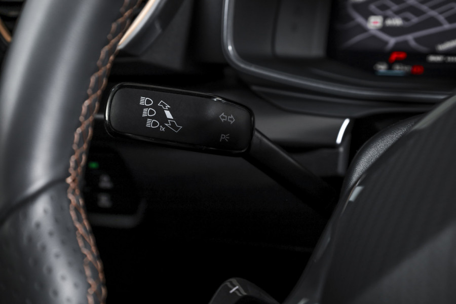 CUPRA Formentor 272 PK e-Hybrid VZ Performance (Nieuw model)  - Automaat | Dig. Cockpit | Adapt. Cruise | Stoel-+Stuurverw. | Elek. stoel met geheugen | PDC | Camera | NAV + App. Connect | ECC | LM 19" Sandstorm Copper |