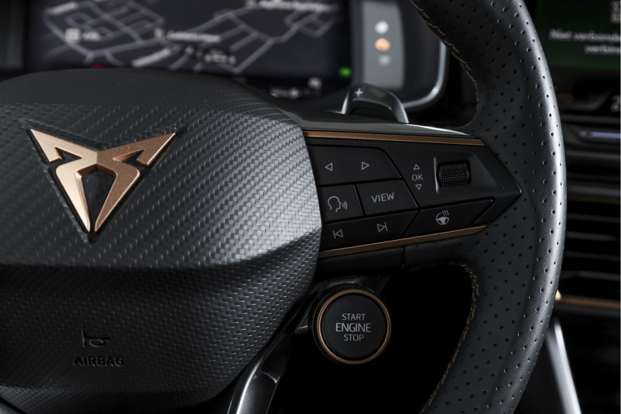 CUPRA Formentor 272 PK e-Hybrid VZ Performance (Nieuw model)  - Automaat | Dig. Cockpit | Adapt. Cruise | Stoel-+Stuurverw. | Elek. stoel met geheugen | PDC | Camera | NAV + App. Connect | ECC | LM 19" Sandstorm Copper |