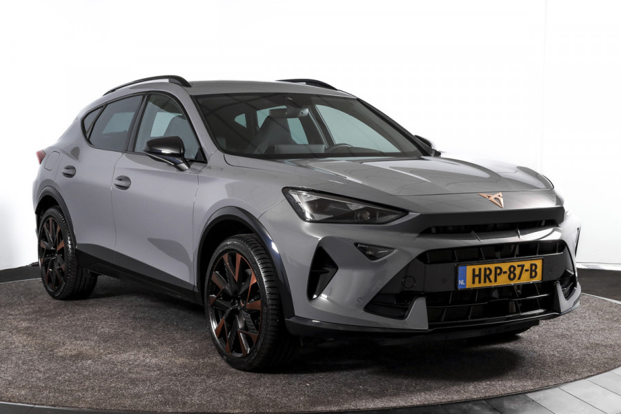 CUPRA Formentor 272 PK e-Hybrid VZ Performance (Nieuw model)  - Automaat | Dig. Cockpit | Adapt. Cruise | Stoel-+Stuurverw. | Elek. stoel met geheugen | PDC | Camera | NAV + App. Connect | ECC | LM 19" Sandstorm Copper |