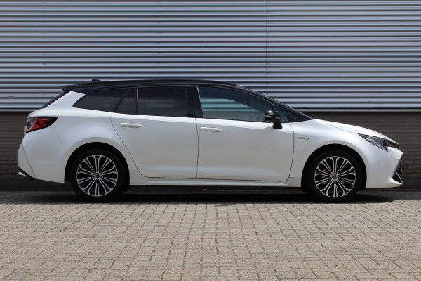 Toyota Corolla Touring Sports 1.8 Hybrid Business Intro | Adaptieve Cruise | Stoelverwarming | Apple Carplay