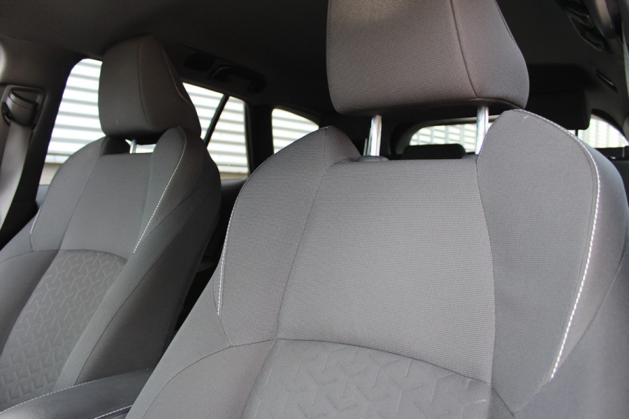 Toyota Corolla Touring Sports 1.8 Hybrid Business Intro | Adaptieve Cruise | Stoelverwarming | Apple Carplay