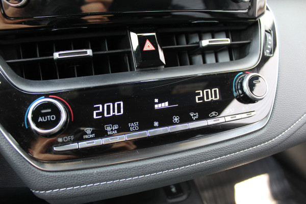 Toyota Corolla Touring Sports 1.8 Hybrid Business Intro | Adaptieve Cruise | Stoelverwarming | Apple Carplay