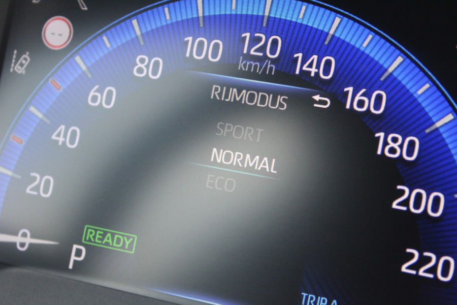 Toyota Corolla Touring Sports 1.8 Hybrid Business Intro | Adaptieve Cruise | Stoelverwarming | Apple Carplay