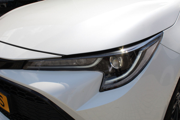 Toyota Corolla Touring Sports 1.8 Hybrid Business Intro | Adaptieve Cruise | Stoelverwarming | Apple Carplay