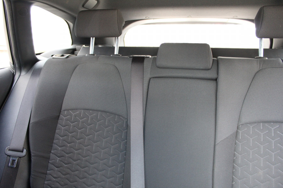 Toyota Corolla Touring Sports 1.8 Hybrid Business Intro | Adaptieve Cruise | Stoelverwarming | Apple Carplay
