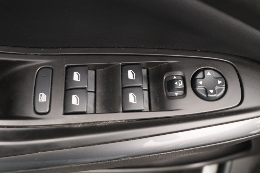 Opel Grandland X 1.2 Turbo Innovation Carplay Trekhaak Navigatie Climate-control Cruise
