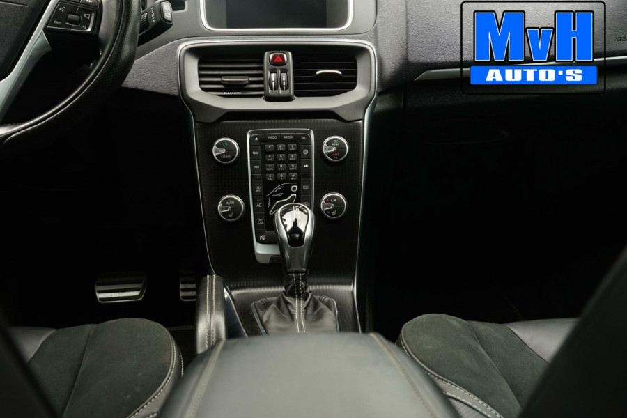 Volvo V40 1.5 T3 Polar+ Sport|R-DESIGN|PANORAMADAK|NAP|LED