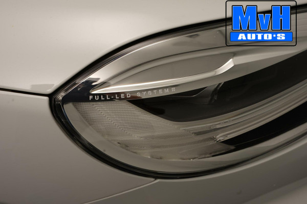 Volvo V40 1.5 T3 Polar+ Sport|R-DESIGN|PANORAMADAK|NAP|LED