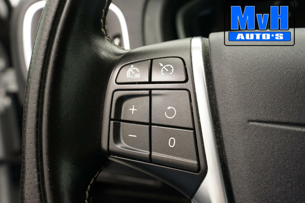Volvo V40 1.5 T3 Polar+ Sport|R-DESIGN|PANORAMADAK|NAP|LED