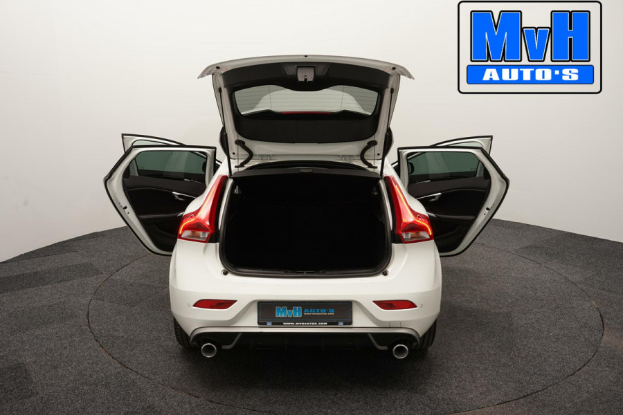 Volvo V40 1.5 T3 Polar+ Sport|R-DESIGN|PANORAMADAK|NAP|LED