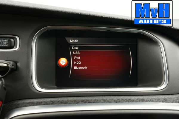 Volvo V40 1.5 T3 Polar+ Sport|R-DESIGN|PANORAMADAK|NAP|LED