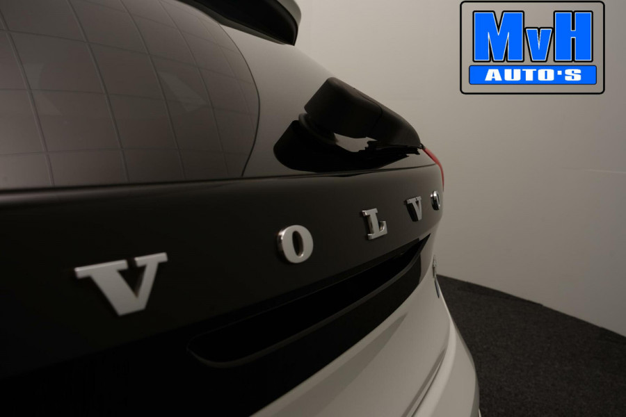 Volvo V40 1.5 T3 Polar+ Sport|R-DESIGN|PANORAMADAK|NAP|LED