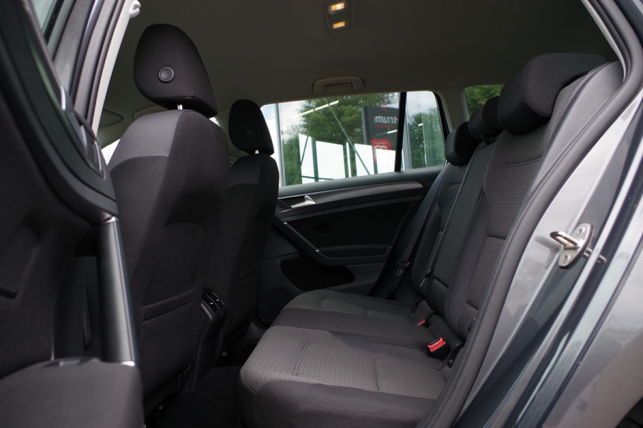 Volkswagen GOLF Variant 1.4 TSI 125 PK Comfortline Business, Cruise Control, Carplay, Navigatie, parkeersenoren,