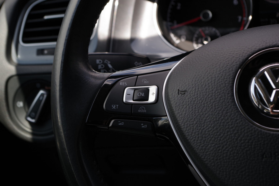 Volkswagen GOLF Variant 1.4 TSI 125 PK Comfortline Business, Cruise Control, Carplay, Navigatie, parkeersenoren,