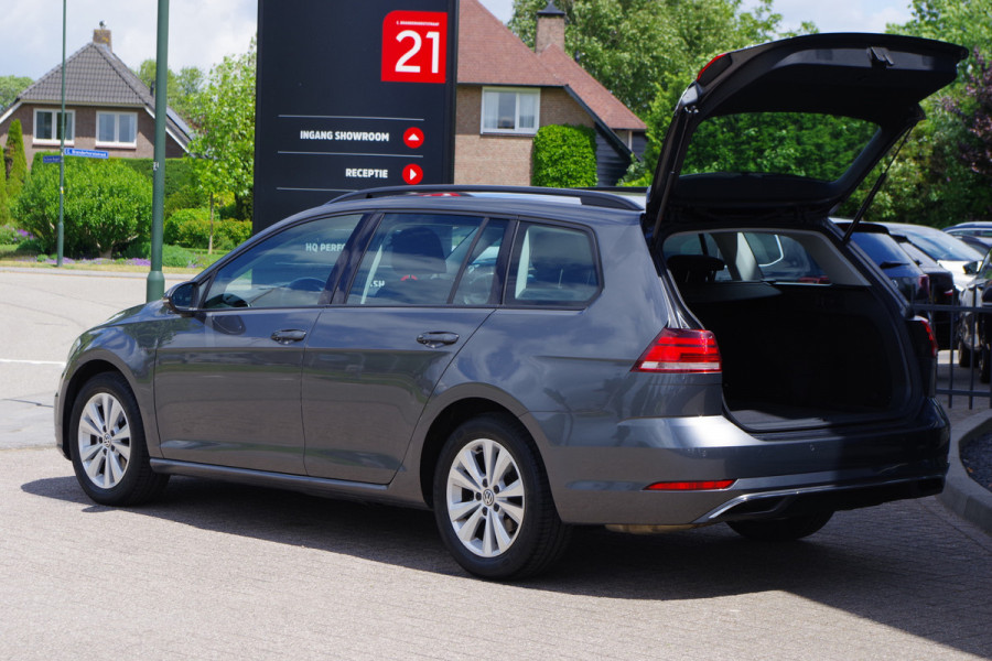 Volkswagen GOLF Variant 1.4 TSI 125 PK Comfortline Business, Cruise Control, Carplay, Navigatie, parkeersenoren,