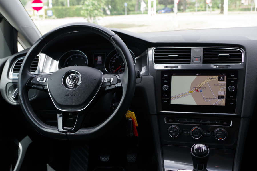Volkswagen GOLF Variant 1.4 TSI 125 PK Comfortline Business, Cruise Control, Carplay, Navigatie, parkeersenoren,