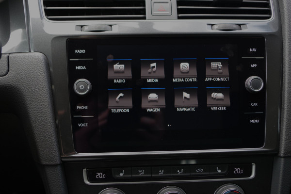 Volkswagen GOLF Variant 1.4 TSI 125 PK Comfortline Business, Cruise Control, Carplay, Navigatie, parkeersenoren,