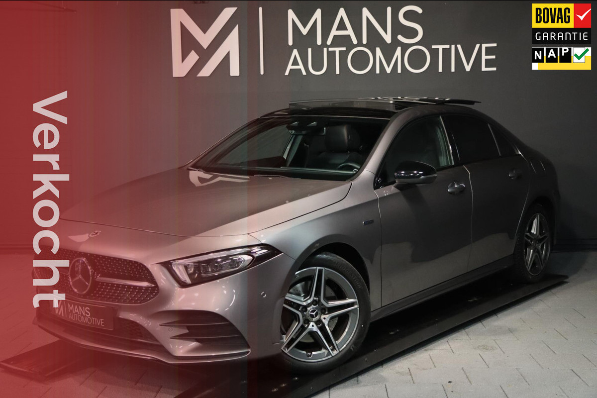 Mercedes-Benz A-Klasse A250 e AMG / PANODAK / 2x MEMORY / KEYLESS / ACC / DODEHOEK / 18'' Mercedes-Benz A-Klasse A250 e AMG / PANODAK / 2x MEMORY / KEYLESS / ACC / DODEHOEK / 18''