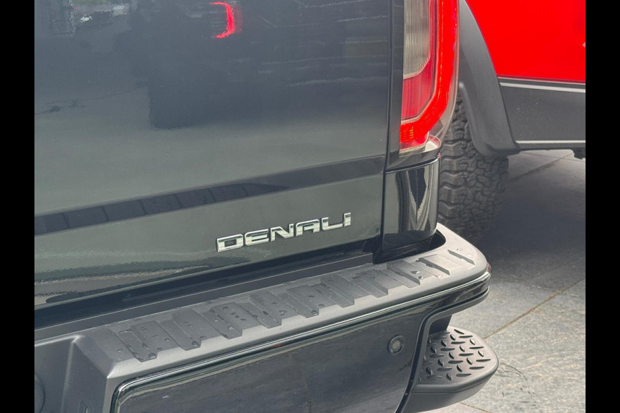 GMC Sierra 6.2 V8 Denali NL-AUTO!!