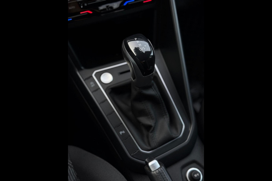 Volkswagen Taigo 1.0 TSI 2x R-Line Camera CarPlay