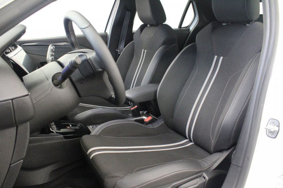 Opel Corsa 1.2 Turbo Hybrid GS |Carplay|Stoel/stuur verwarming|facelift........