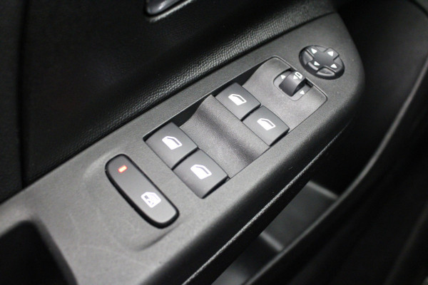 Opel Corsa 1.2 Turbo Hybrid GS |Carplay|Stoel/stuur verwarming|facelift........