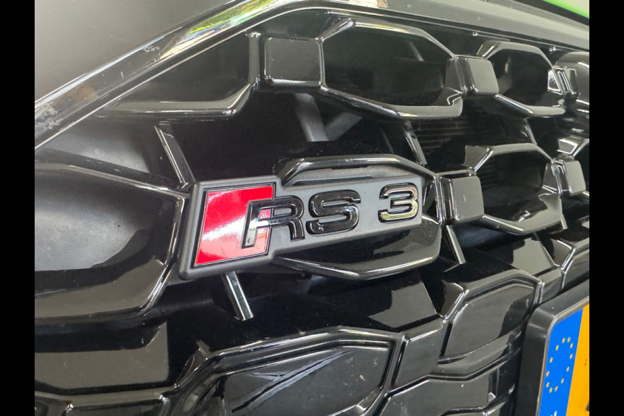 Audi RS3 Sportback 2.5TFSI quattro| BOM VOL | Akra | PPF | Keramisch | RS-Design pakket + | RS-Dynamic pakket plus | Audi Garantie