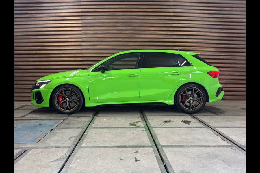 Audi RS3 Sportback 2.5TFSI quattro| BOM VOL | Akra | PPF | Keramisch | RS-Design pakket + | RS-Dynamic pakket plus | Audi Garantie
