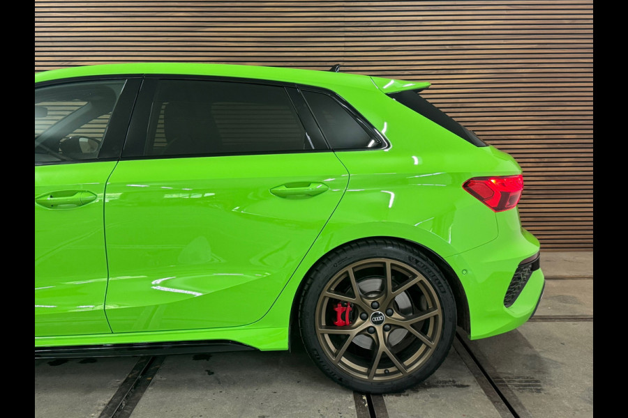 Audi RS3 Sportback 2.5TFSI quattro| BOM VOL | Akra | PPF | Keramisch | RS-Design pakket + | RS-Dynamic pakket plus | Audi Garantie