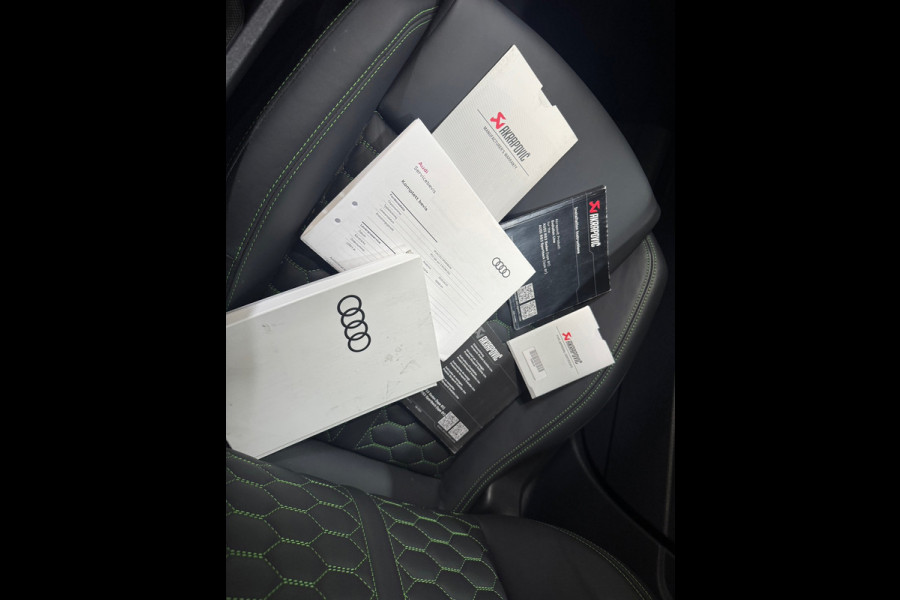 Audi RS3 Sportback 2.5TFSI quattro| BOM VOL | Akra | PPF | Keramisch | RS-Design pakket + | RS-Dynamic pakket plus | Audi Garantie