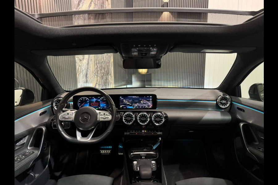 Mercedes-Benz A-Klasse 250e AMG |PANO|SFEER|CAMERA|BOMVOL