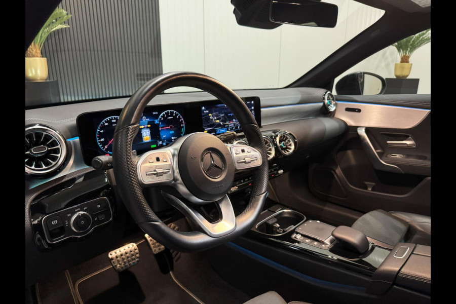 Mercedes-Benz A-Klasse 250e AMG |PANO|SFEER|CAMERA|BOMVOL
