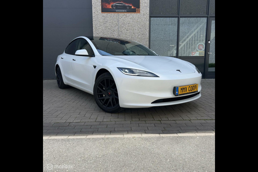 Tesla Model 3 Standard Range