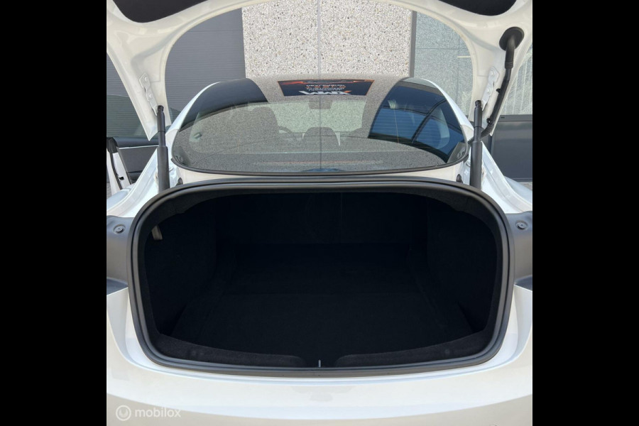 Tesla Model 3 Standard Range